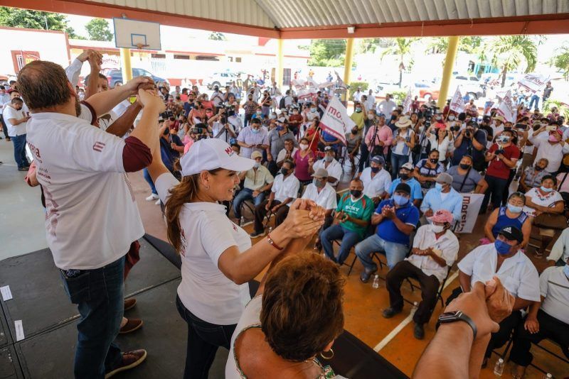 Discurso en Maya, rodada colorida y respaldo popular para Mara Lezama en Kantunilkín