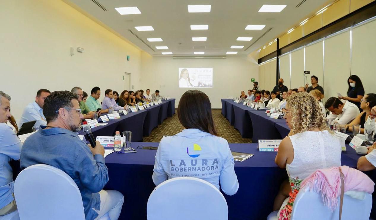 La candidata a gobernadora por la coalición “Va por Quintana Roo” Laura Fernández anunció la creación del programa Seguridad Total