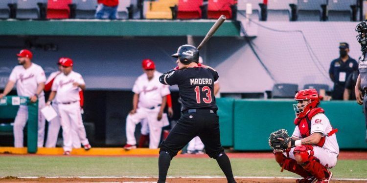 La regla de los 7 innings le da “una ayudadita” al Águila contra los Piratas