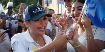 Laura Fernández anunció la creación del programa Despensa Popular