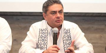 Legisladores federales preparan denuncias legales contra Mario Delgado