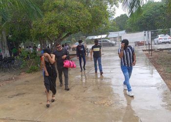 Lluvia pone fin a conatos de incendios en Lázaro Cárdenas