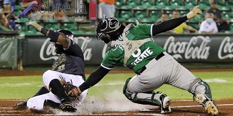 Los Leones pierden su tercera serie consecutiva en casa