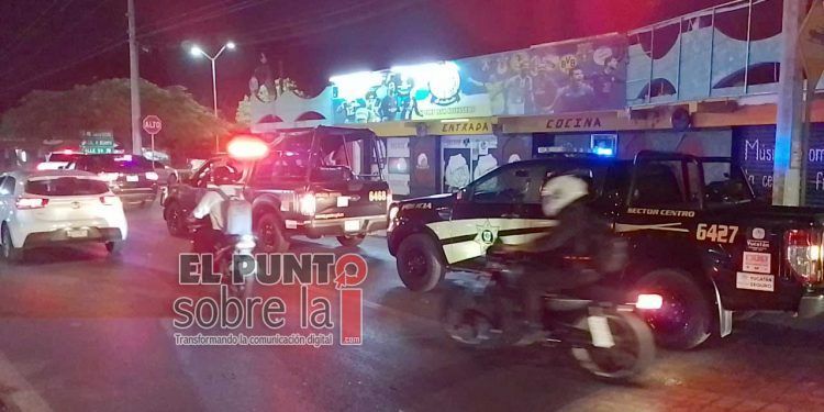 Operativo policiaco de revisión a bares y centros nocturnos de Mérida