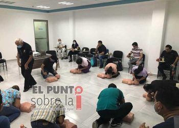 Servicios de Salud de Q.Roo capacitan sobre RCP en Chetumal