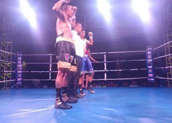 El cozumeleño Zeus Soberanis triunfa a Pelea Estelar de Box en Chetumal