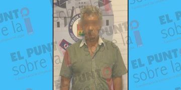 Agresivo argentino entra a un supermercado de Cancún a golpear y arrojar todo a su paso