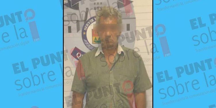 Agresivo argentino entra a un supermercado de Cancún a golpear y arrojar todo a su paso