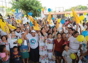 Cierra Laura Fernández campaña en la zona maya con gran respaldo