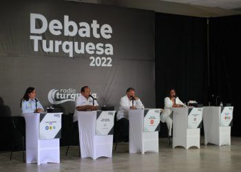 Contundente participación de Nivardo Mena en debate ciudadano