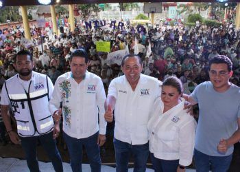 No era para menos, Lázaro Cárdenas respalda totalmente a Nivardo Mena