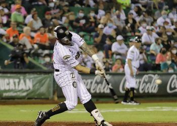 Los Leones hunden el galeón pirata, ganan 5-1 en casa