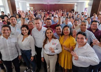 Un plan de gobierno hay que hacerlo sin repetir el error de tomar decisiones a espaldas del pueblo, afirma Mara Lezama