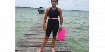 Nadadores campechanos compiten en Nacional de Aguas Abiertas en Bacalar