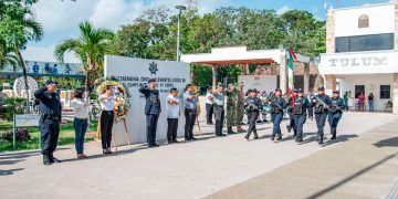 Ayuntamiento de Tulum rinde honores a policías caídos en el cumplimiento del deber