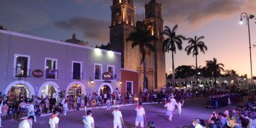 En Valladolid, cientos presencian el Simulacro de la Primera Chispa de la Revolución Mexicana