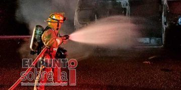 Fallece motociclista al chocar con una combi de pasajeros en la Tintal-Playa del Carmen