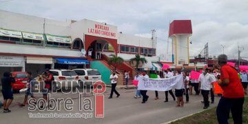 Locatarios de mercados chetumaleños reprochan a Ayuntamiento cambio de esquema jurídico