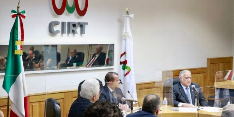 Sectur presenta a industriales de la radio y la televisión estrategia de promoción