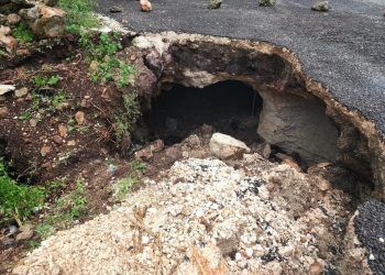 Aparece socavón en Valladolid
