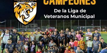 Warehouse, monarca de la Liga Municipal de Fútbol, categoría veteranos