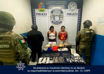 Detenidas dos mujeres con droga y una réplica de arma de fuego