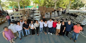 Transforma gobierno de Marciano Dzul servicios públicos con entrega de nuevo equipo administrativo