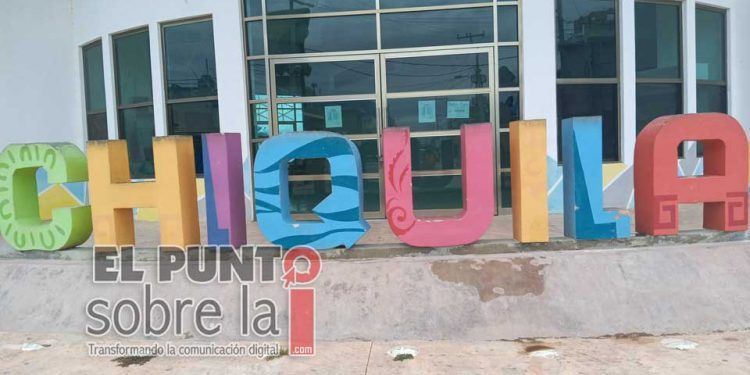 Instalan cajero en Lázaro Cárdenas en infraestructura sin energía eléctrica