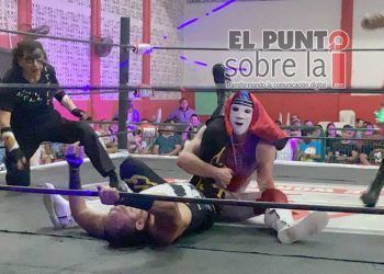 Lección de los Hijos de la Calle al estelar Karis La Momia Jr. y Tiger Fly