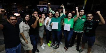 Garantiza Estefanía Mercado regresar el poder al pueblo, recibe constancia como Diputada Electa