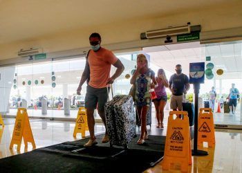 El aeropuerto de Cancún tendrá 541 operaciones para hoy