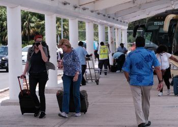 Actualmente arriban de 45 a 50 mil visitantes extranjeros en el Caribe Mexicano