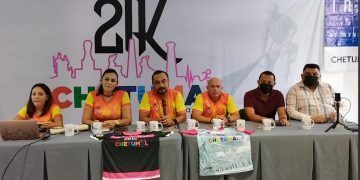 Presentan segunda edición de la Carrera pedestre “21K Chetumal 2022”