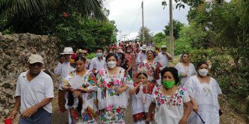 Nada opacó el tradicional convite de Uayma, que anunció la llegada de la Feria del pueblo