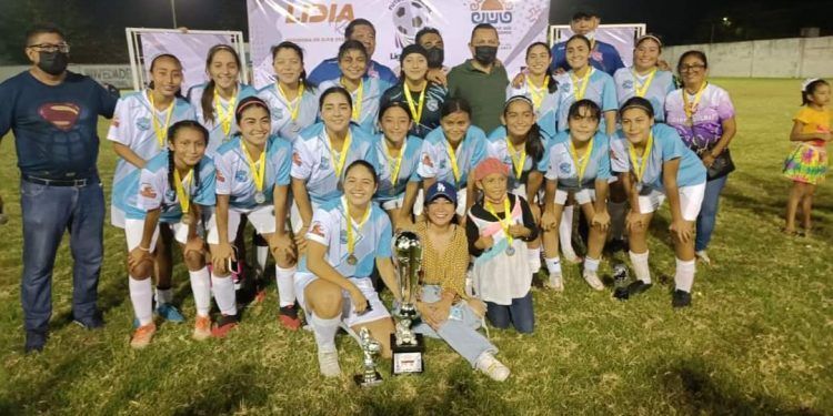 Inicia Liga de futbol de femenil “Janet 55” sin actual campeón Club Amigas