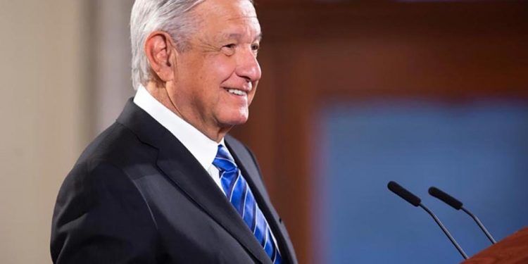 AMLO niega posibilidad de aceptar candidatura a Senador venida de Q. Roo