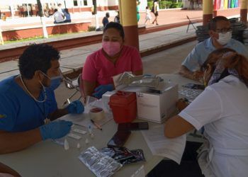 Dan positivos a VIH y otros males durante pruebas rápidas en Lázaro Cárdenas