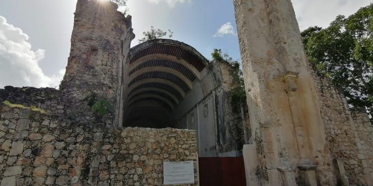 INAH entrega iglesia restaurada en comunidad de Carrillo Puerto