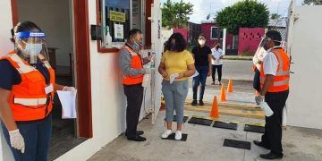 Repunte del COVID-19 en Q. Roo suspendería ceremonias de fin de cursos