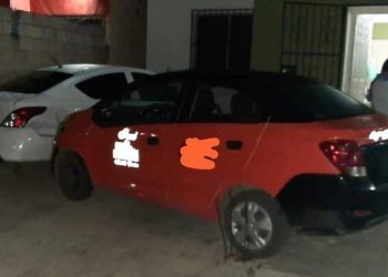 En cochera e impactada en vehículo termina su travesía una dama al volante