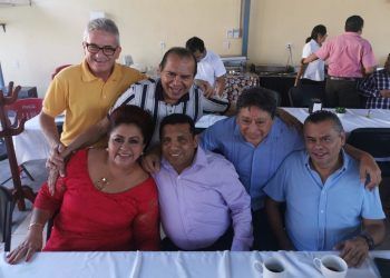 Por quinta ocasión Barbaciano Sansores es electo secretario general de la sección 45 del SNTSA