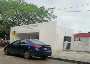Inician paro de labores en secundaria técnica no. 15 padres de familia y docentes piden atender instalaciones