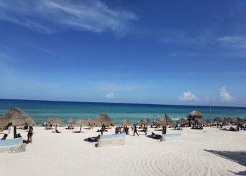 Cancún se ubica este año en primer lugar nacional en distintivos Blue Flag