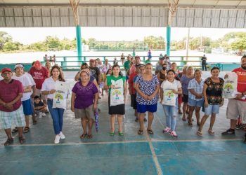 DIF-Tulum lleva despensas a familias de la zona de transición en Tulum