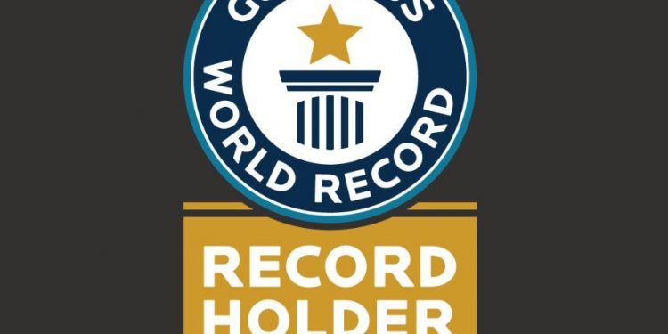 Rompen el Guinness World Record™ para México y ayudan a las personas a conocer si son propensos al hipotiroidismo
