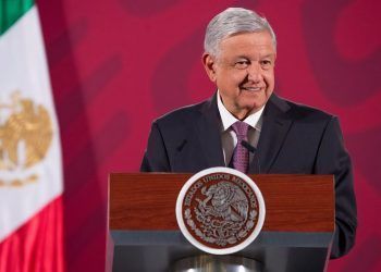 Confirma el presidente, AMLO que Carlos Joaquín se integrará a su gabinete