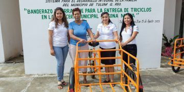 EN APOYO A LAS FAMILIAS: Entrega Ileana Canul triciclos para traslado de productos agrícolas