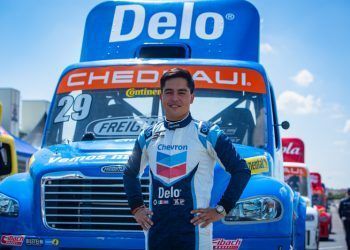 Jorge De La Parra y el Chevron delo Racing Team, arañó el top-10 de los tractocamiones en Querétaro