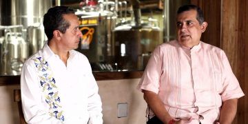 Fernando Mora vocero de gobierno de Quintana Roo sepultó imagen de Carlos Joaquín