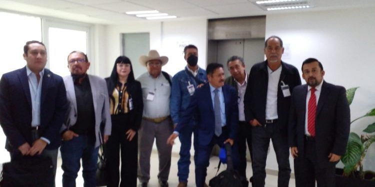 Trabajan FERRO y SEGOB en la acreditación de exferrocarrileros para dar forma al Programa de Justicia Social.